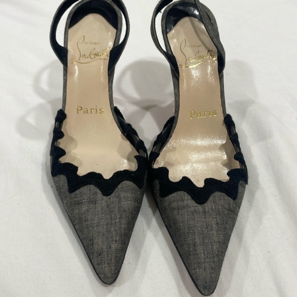 Christian Louboutin Slingback heel .Dustbag included!